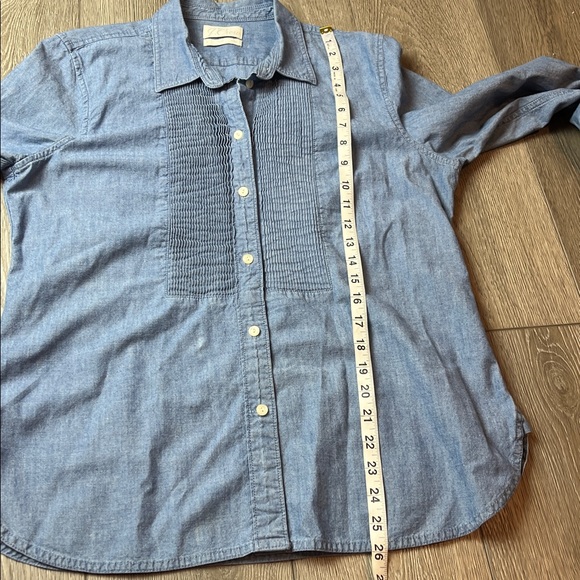 J. Crew Chambray Blue Casual button up shirt pleated size 12 woman - Picture 5 of 8